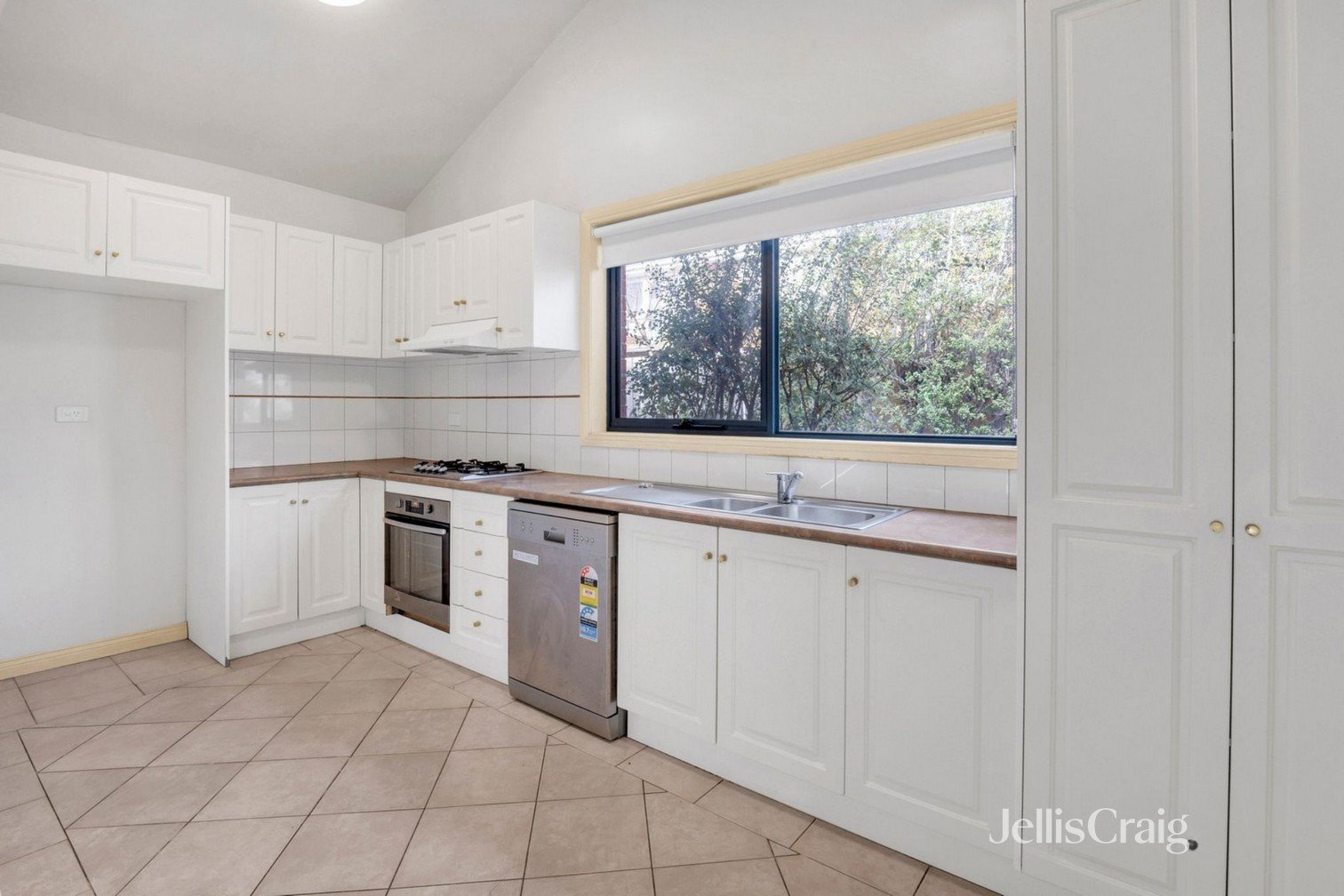 3/111 Melville Road, Brunswick&nbsp;West image 4