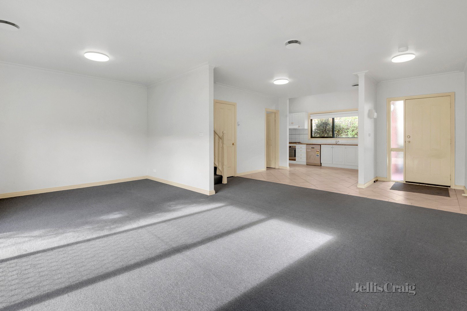 3/111 Melville Road, Brunswick West image 3