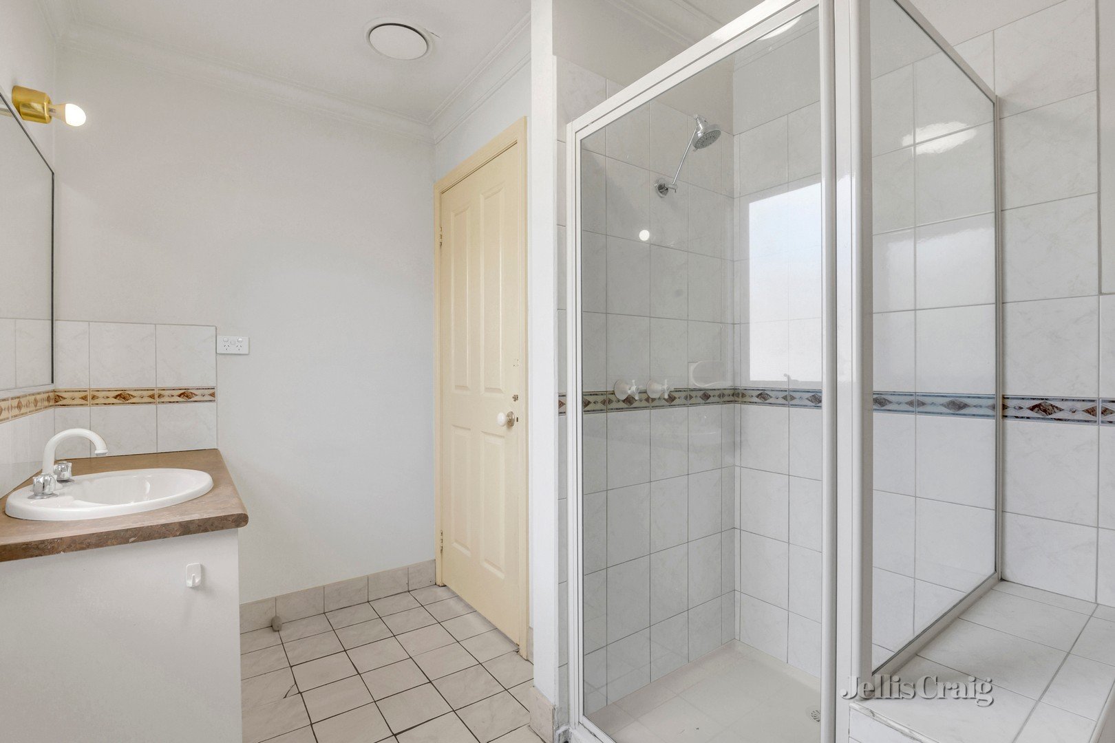 3/111 Melville Road, Brunswick West image 10
