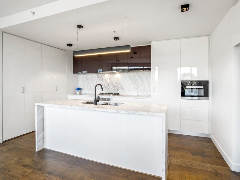 Property Gallery Thumbnail 3