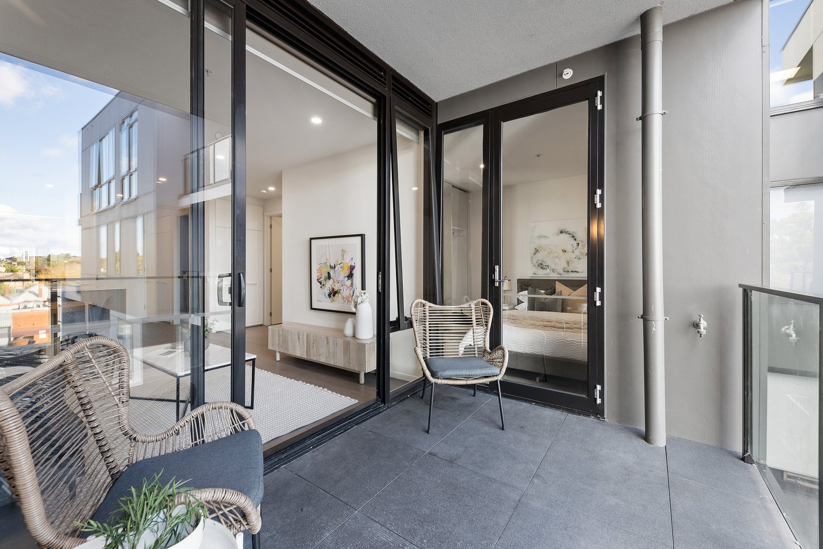 Property Gallery Thumbnail 8