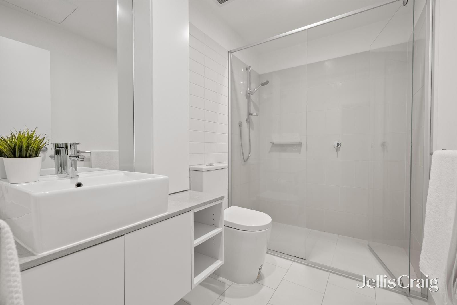 311/251 Canterbury Road, Forest Hill image 6