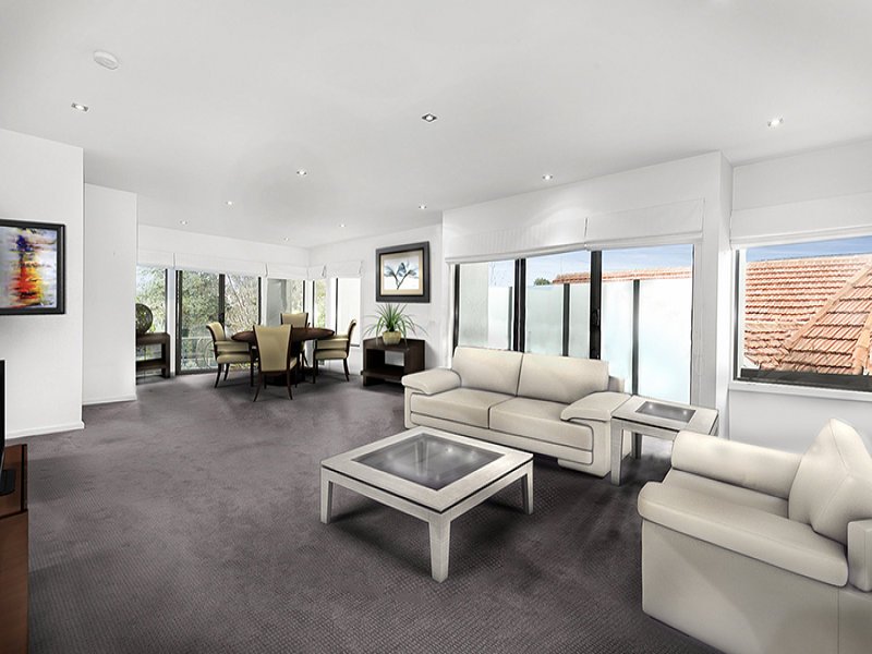 3/113 Ormond Esplanade, Elwood image 1