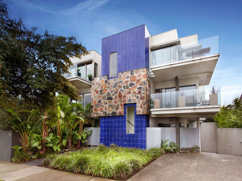 3/113 Ormond Esplanade, Elwood image 2