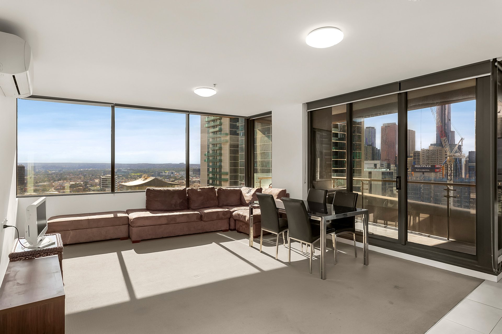 Property Gallery - Main Image