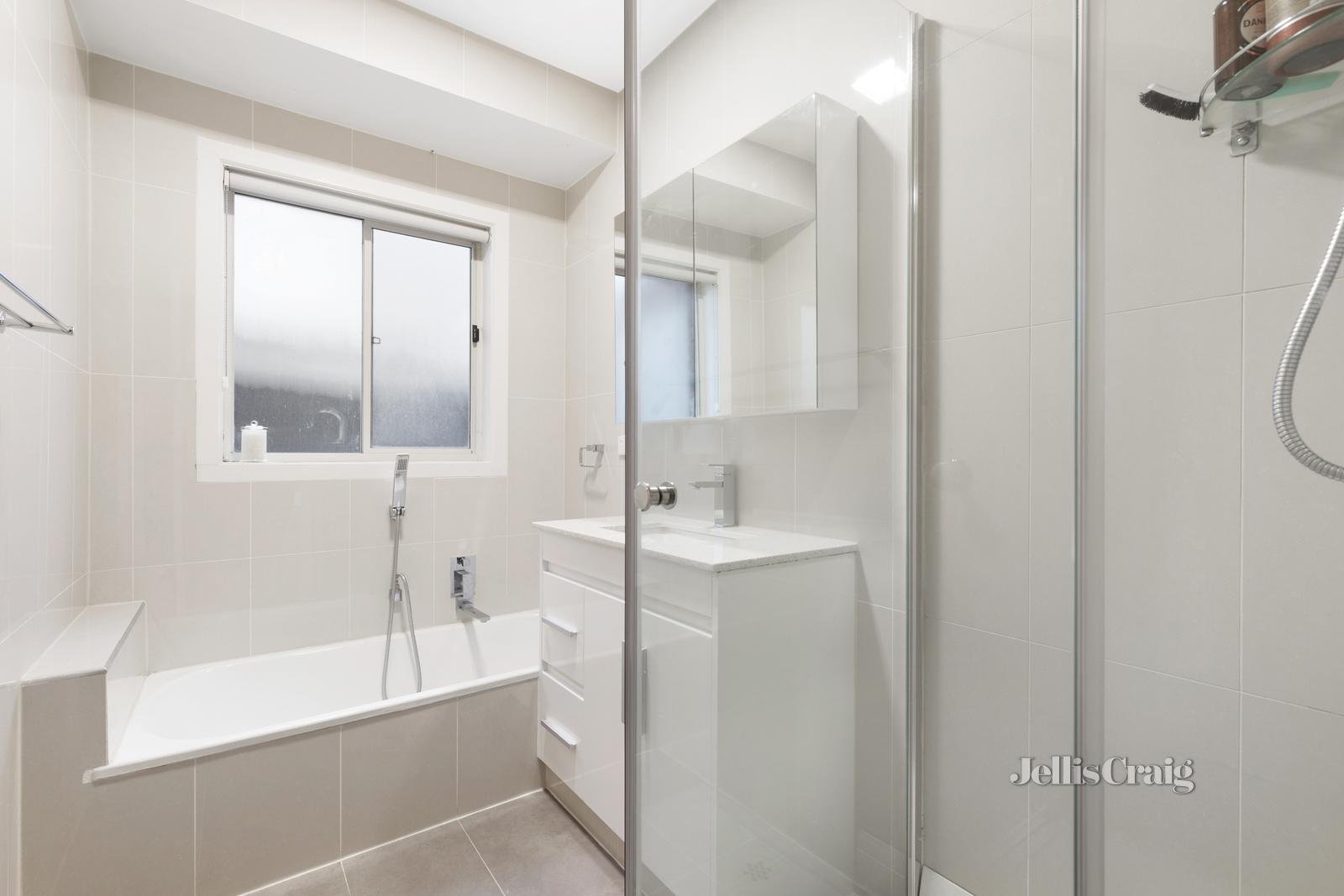 3/114 Neville Street, Carnegie image 7