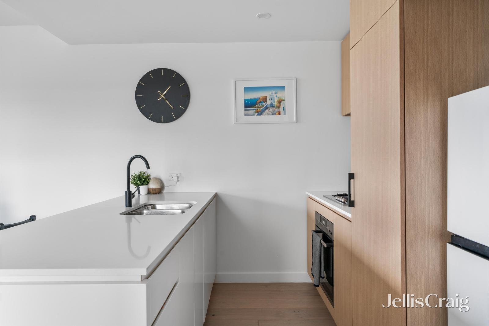 311/45 Linden Avenue, Ivanhoe image 9