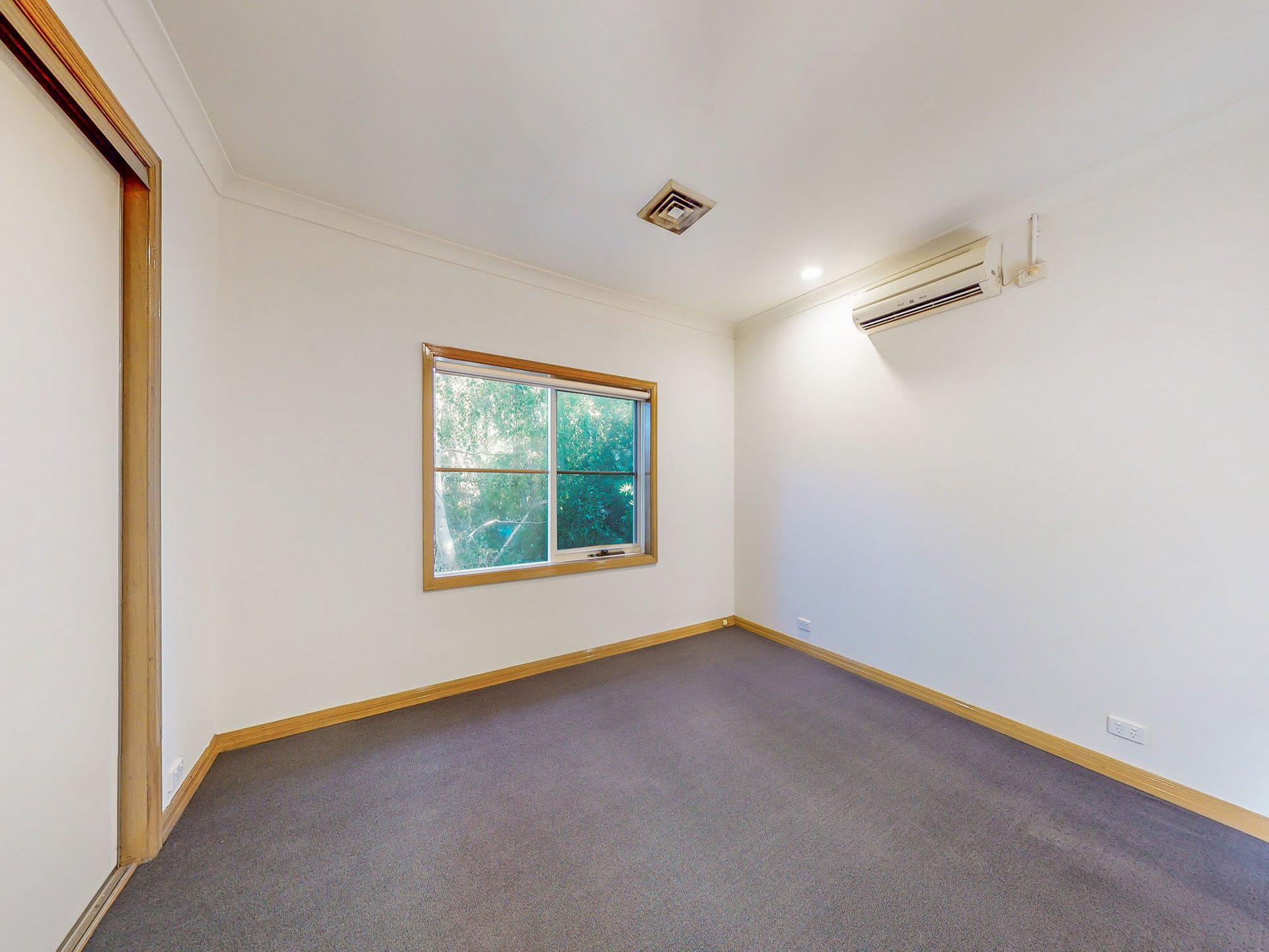 31/16-20 Milton Street, Elwood image 3