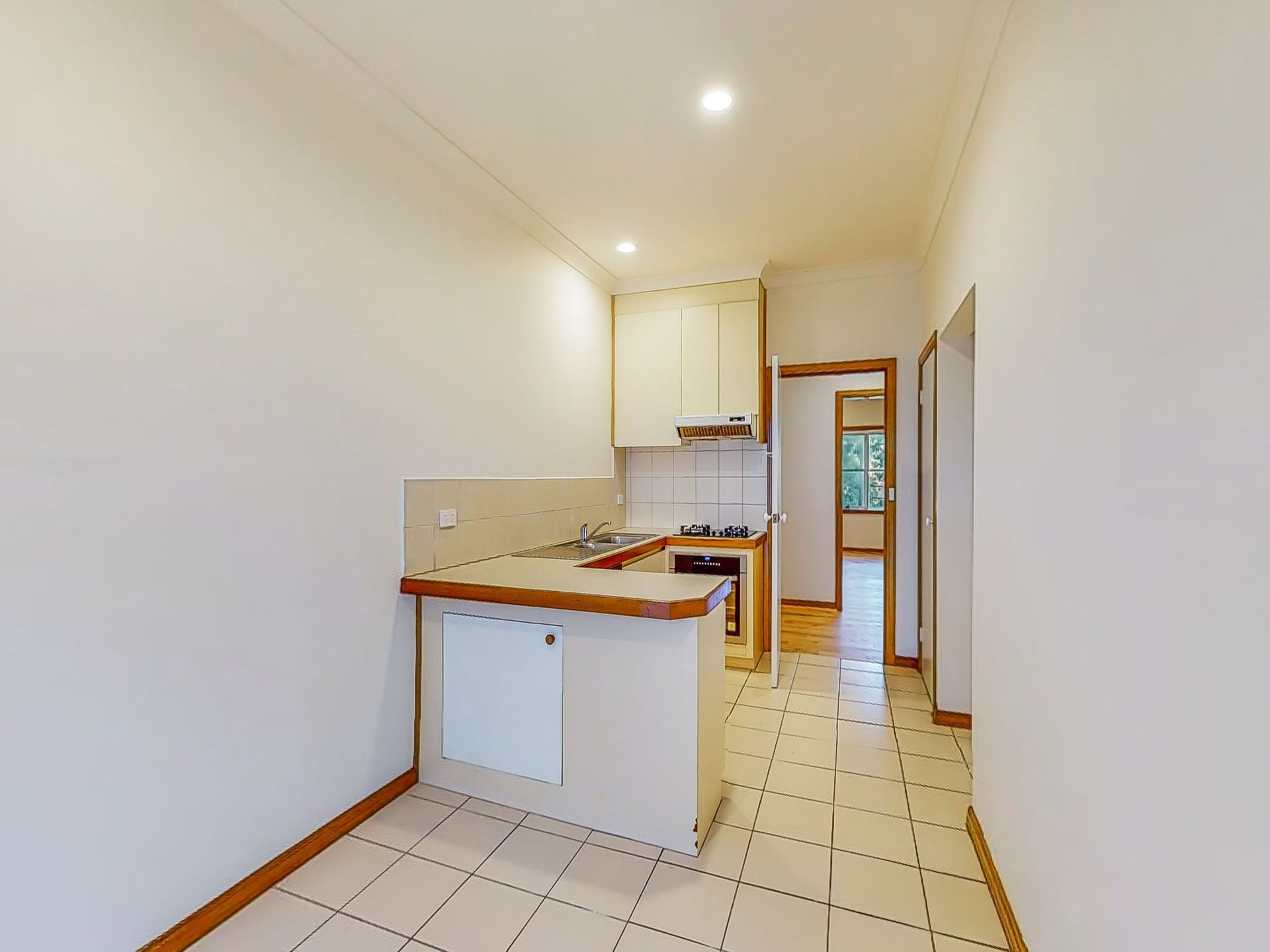 31/16-20 Milton Street, Elwood image 6