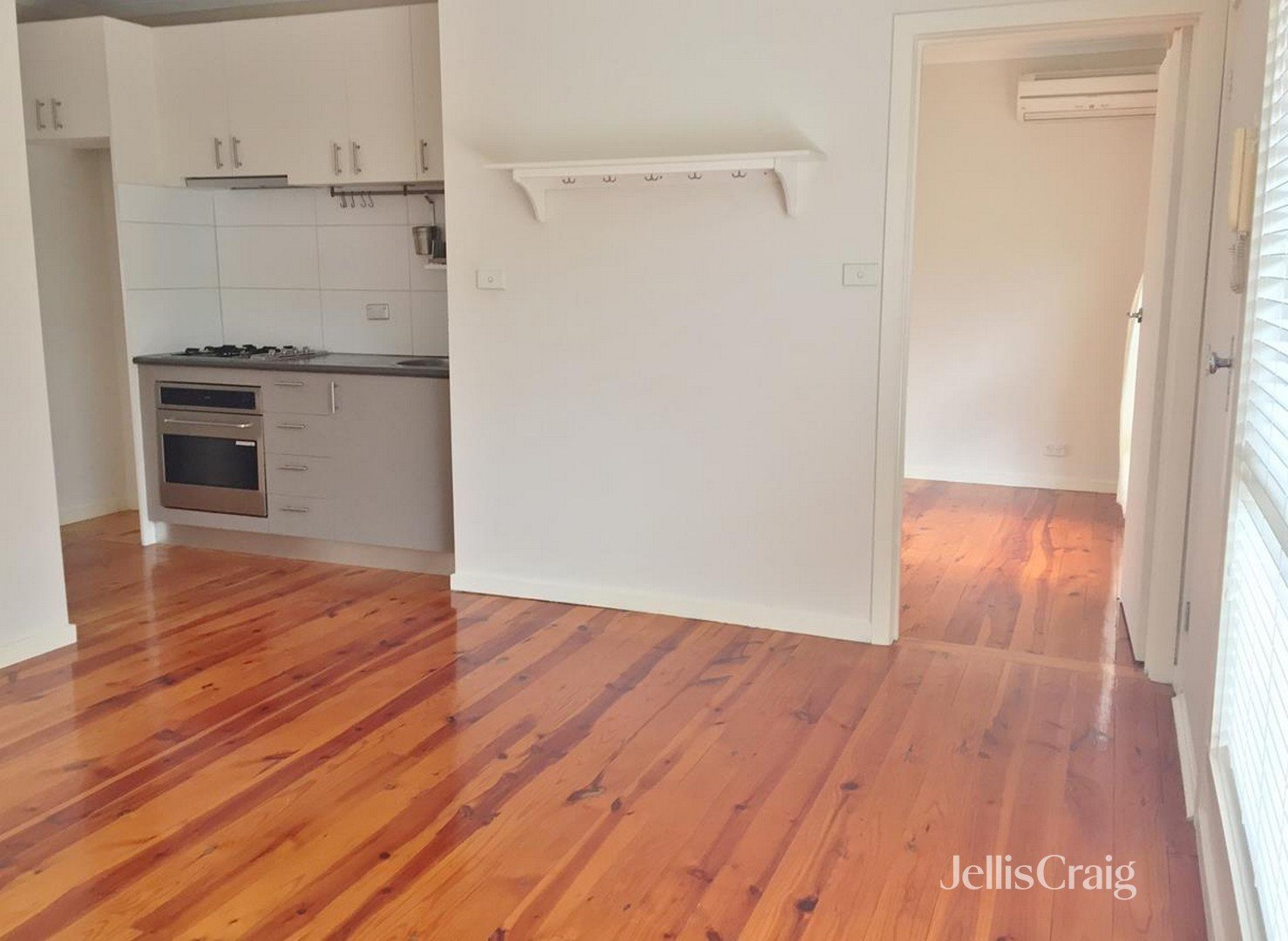 3/116 Tinning Street, Brunswick image 2