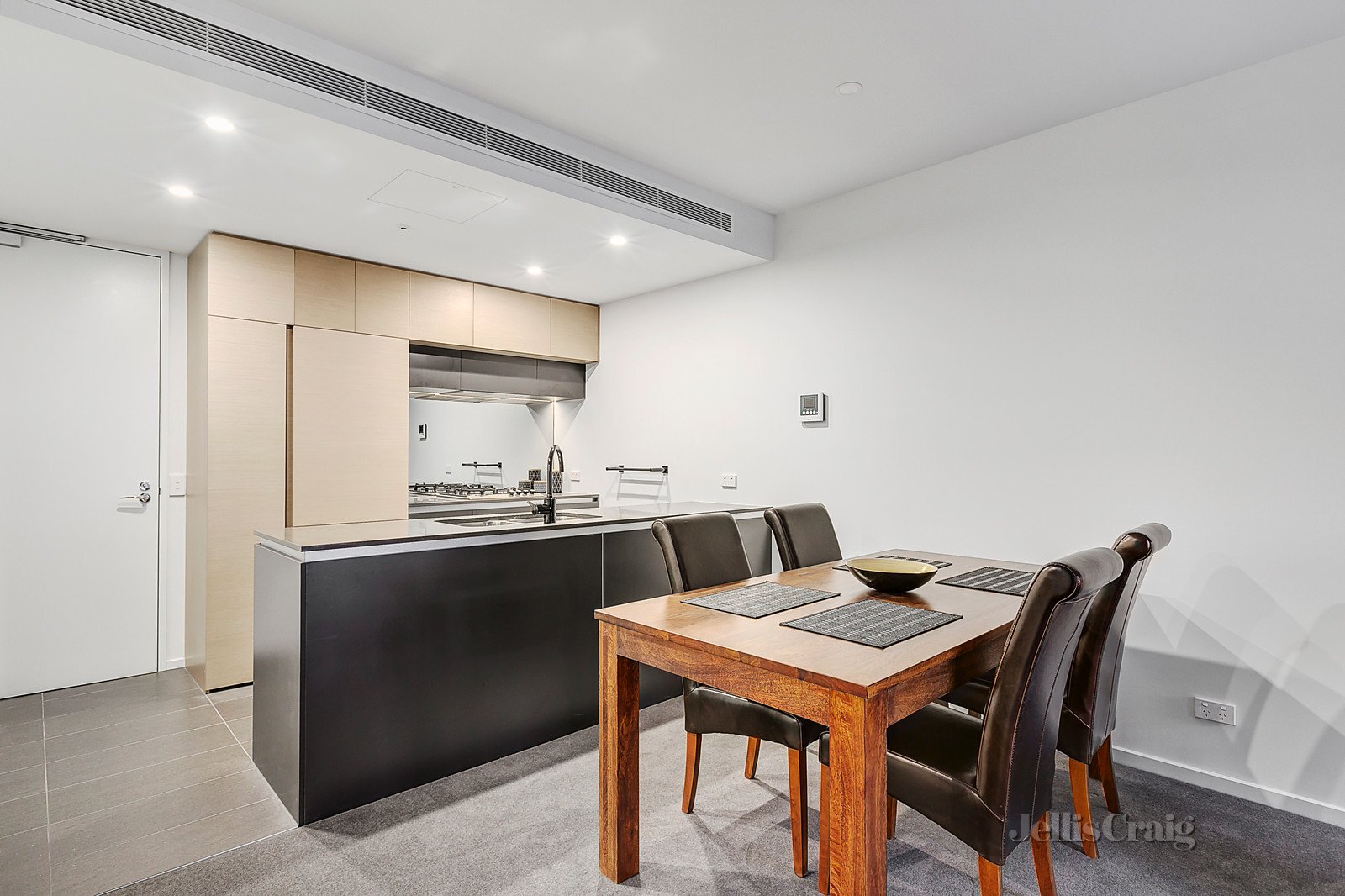 311/68 Leveson Street, North Melbourne image 2