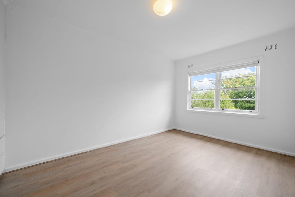 31/169 Ormond Road, Elwood image 8