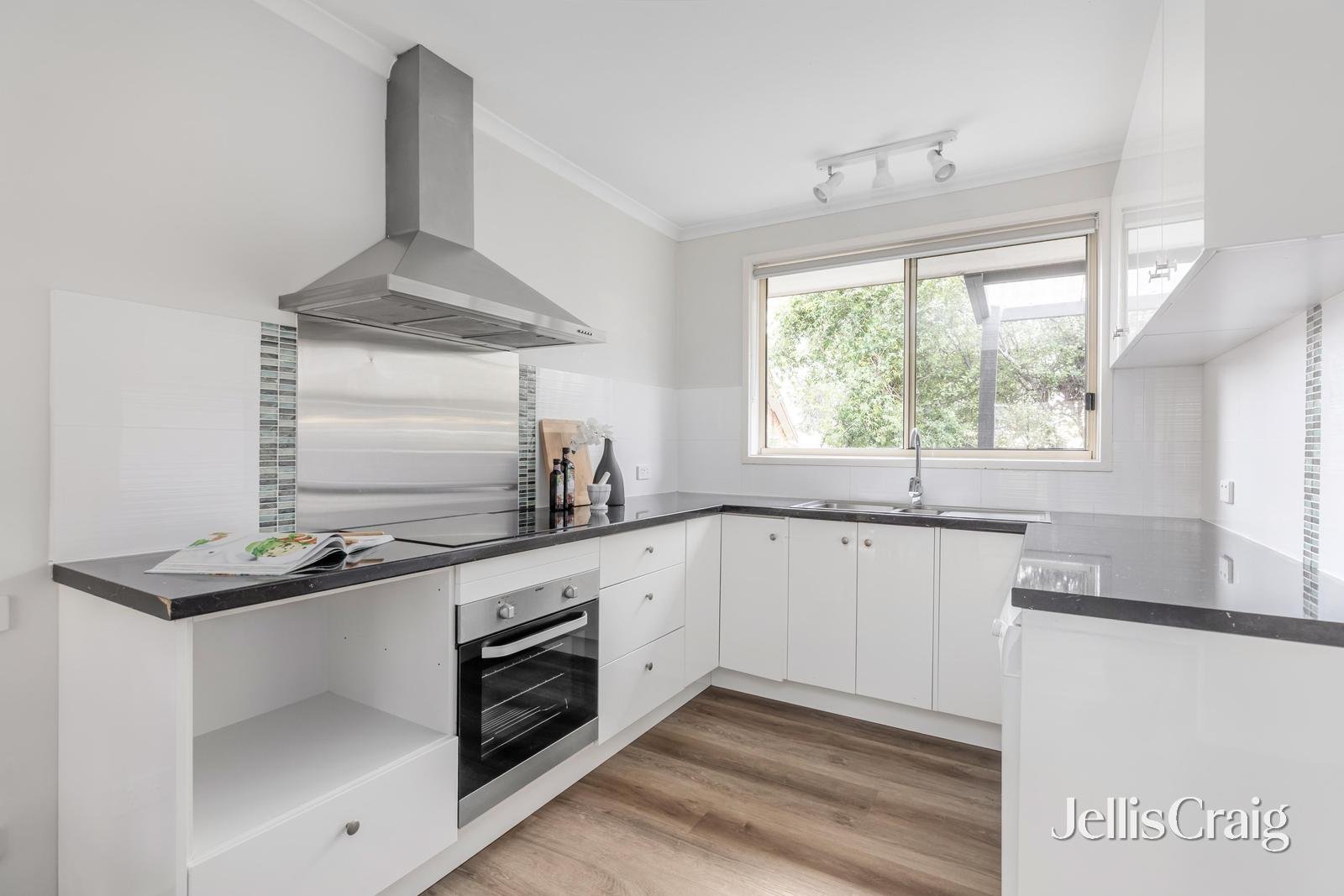 3/117 Mountain View Road, Briar Hill image 5
