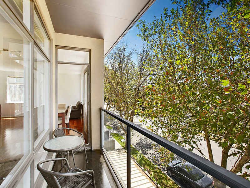 3/117 Tennyson Street, Elwood image 2