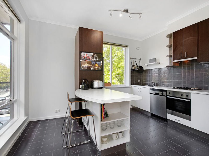3/117 Tennyson Street, Elwood image 3