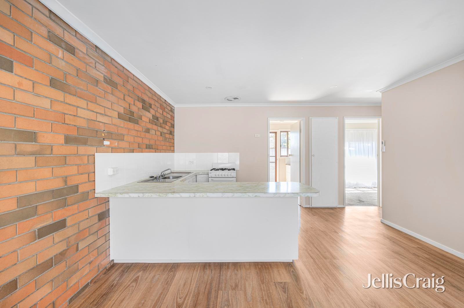 3/118 Grant Street, Sebastopol image 2