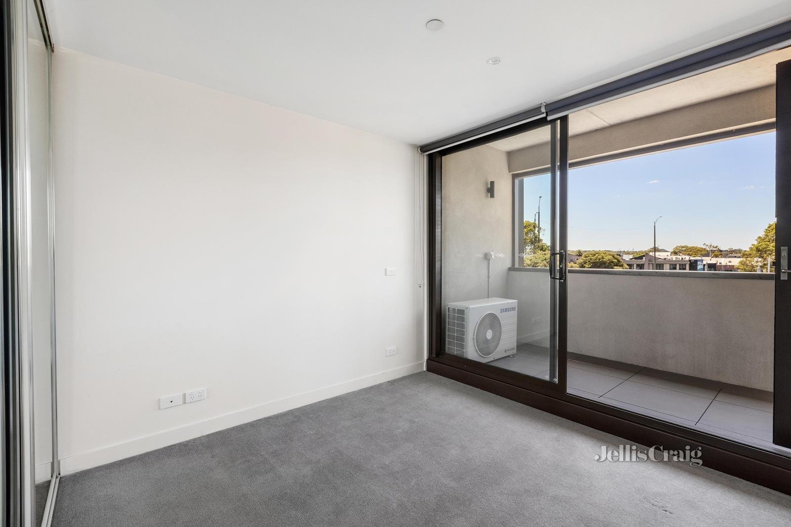 311/88 Carlisle Street, St Kilda image 4