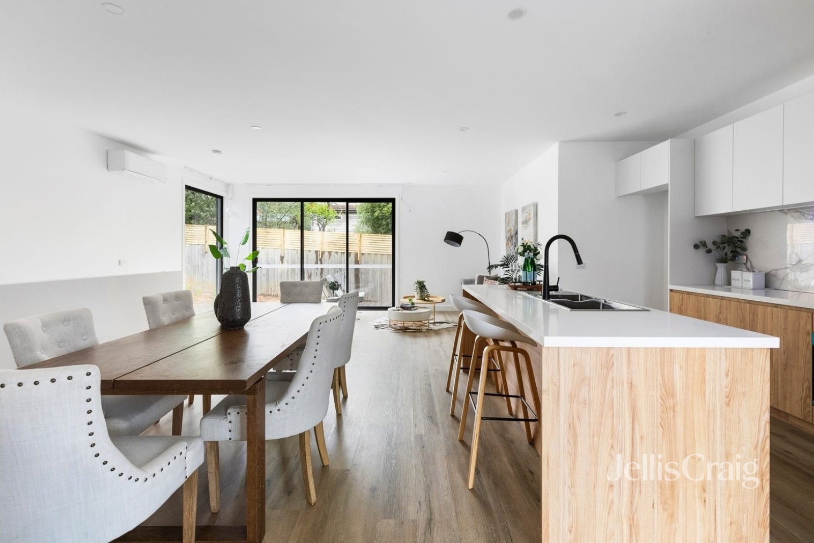 3/12 Alfreda Avenue, Rosanna image 2