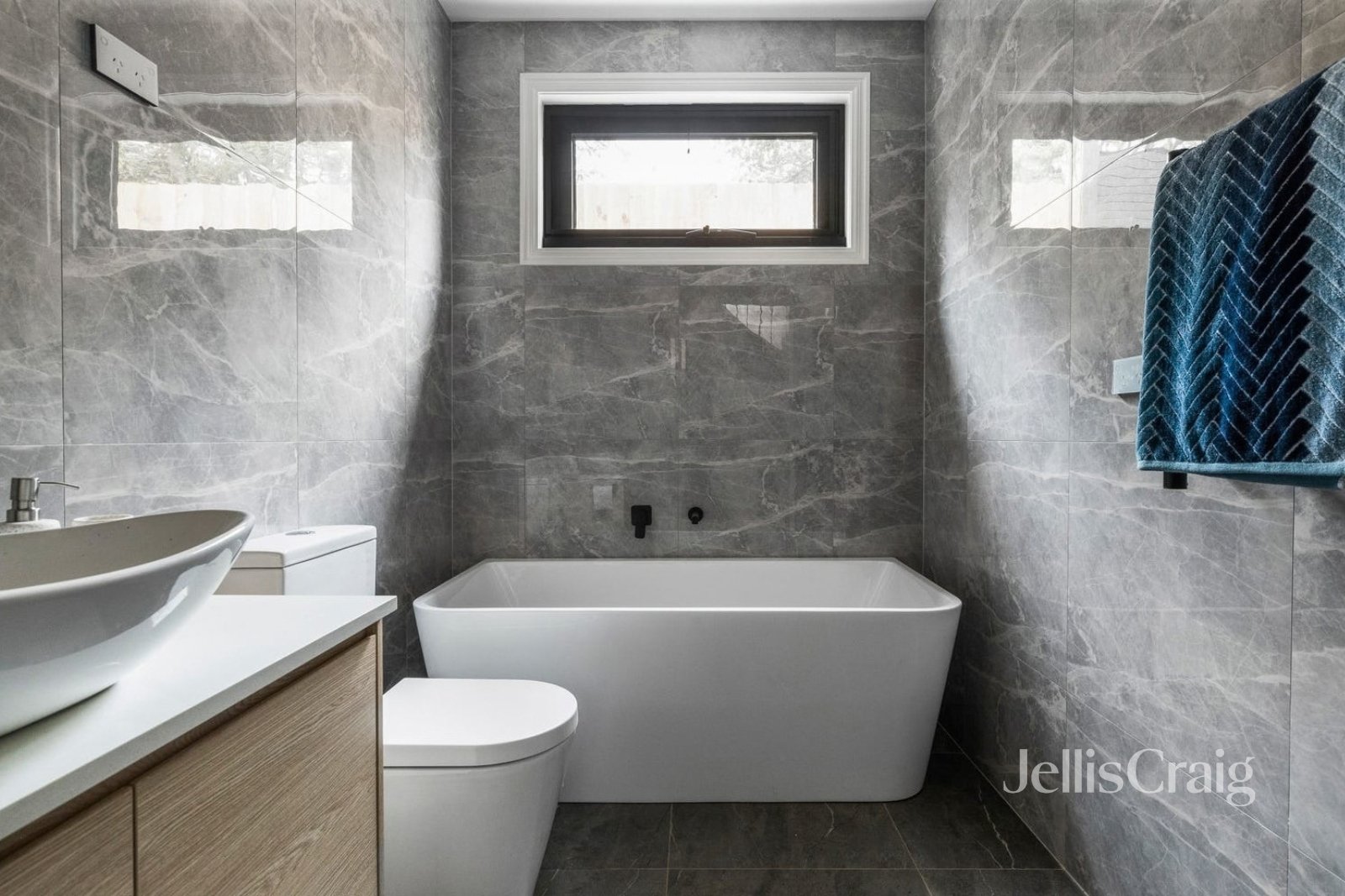 3/12 Alfreda Avenue, Rosanna image 8