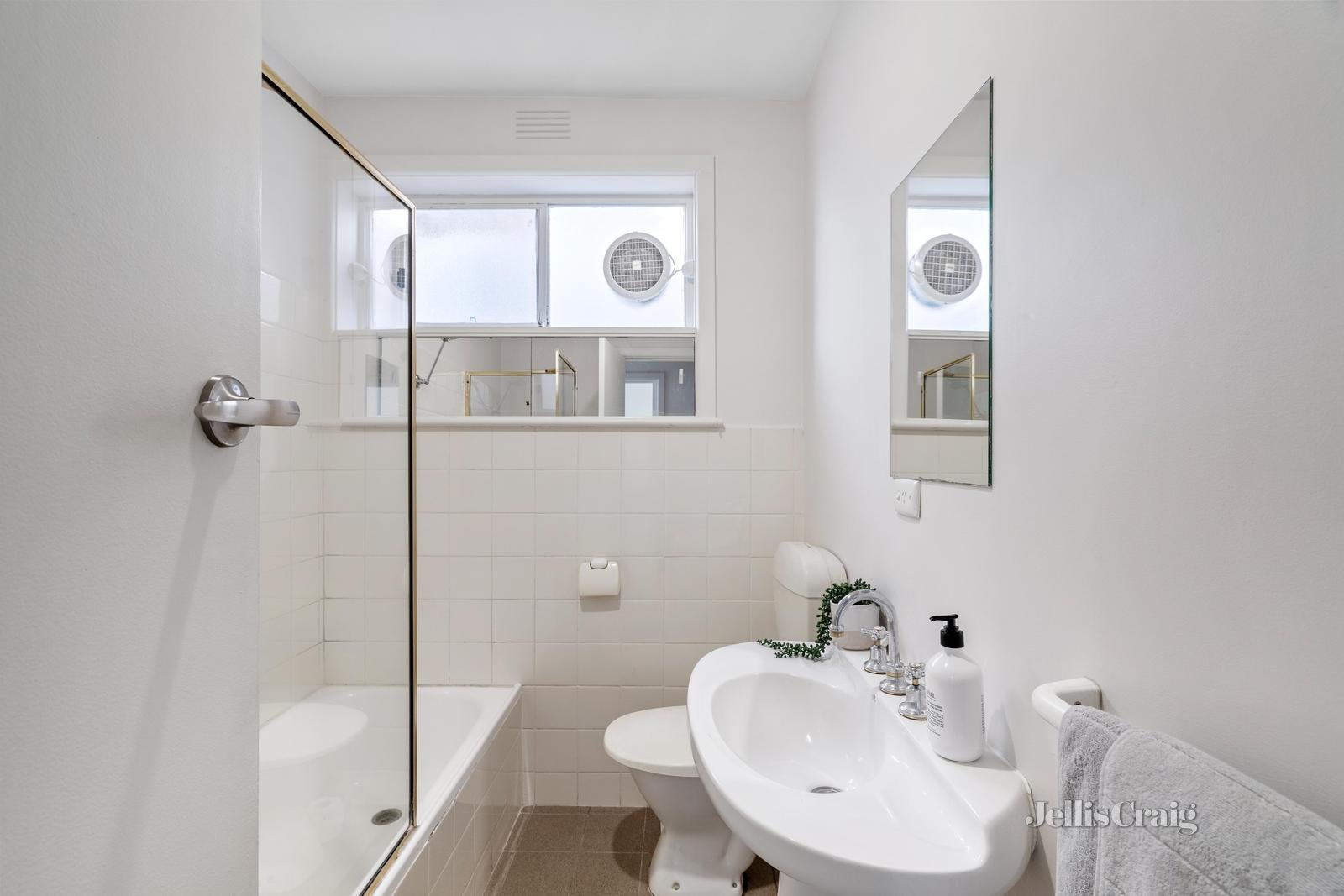 3/12 Belmont Avenue, Glen Iris image 5
