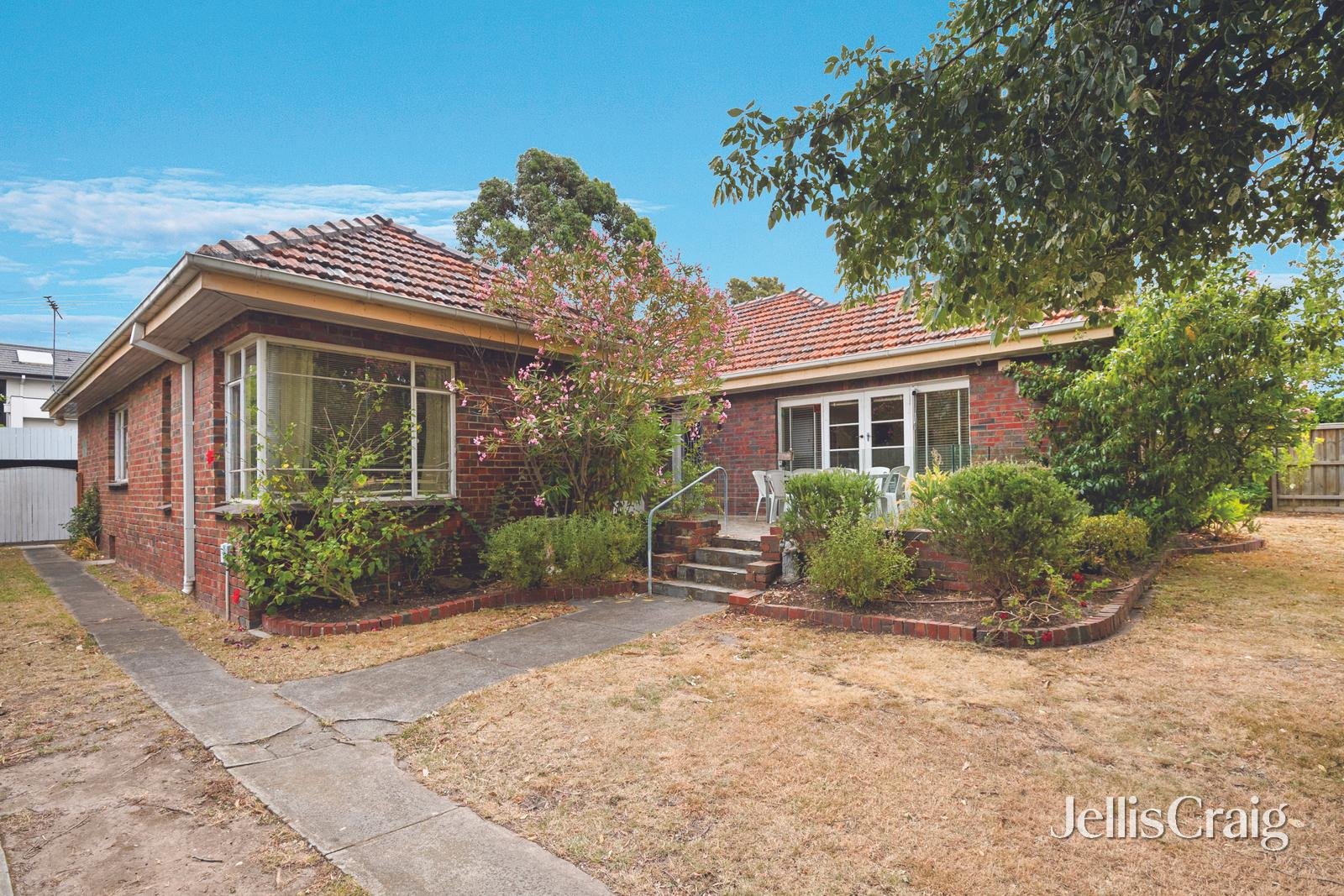 312 Belmore Road, Balwyn image 1