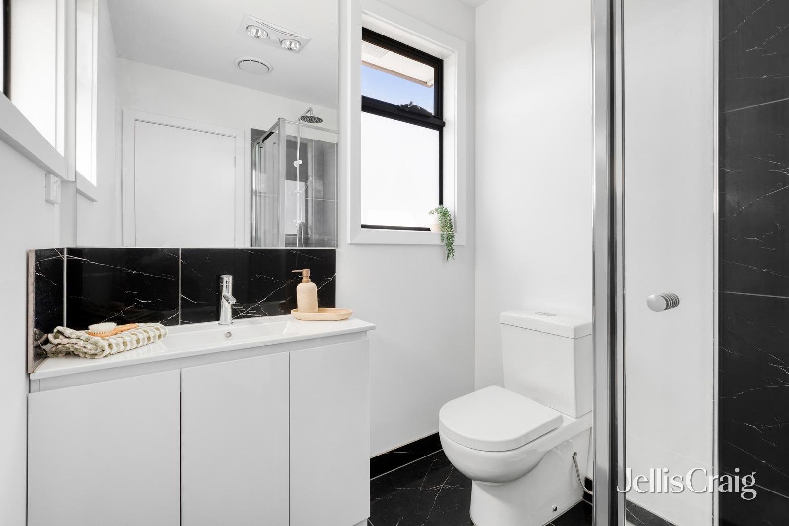 3/12 Bosquet Street, Maidstone image 6