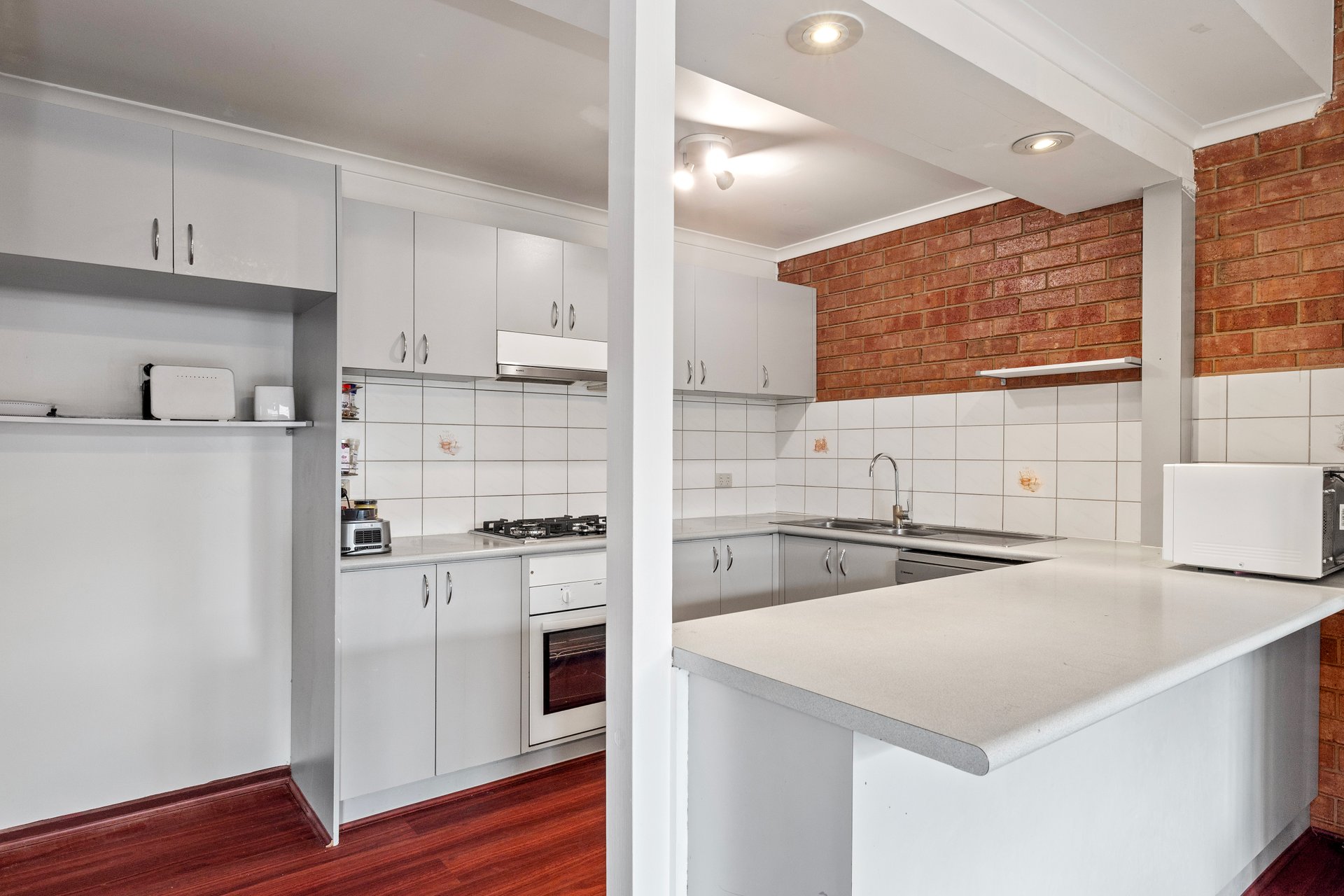 3/12 Emora Street, Croydon image 3