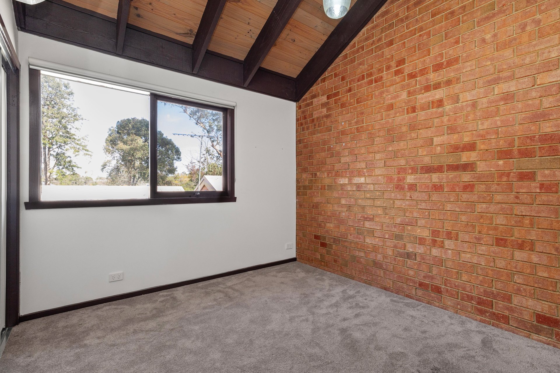 3/12 Emora Street, Croydon image 5