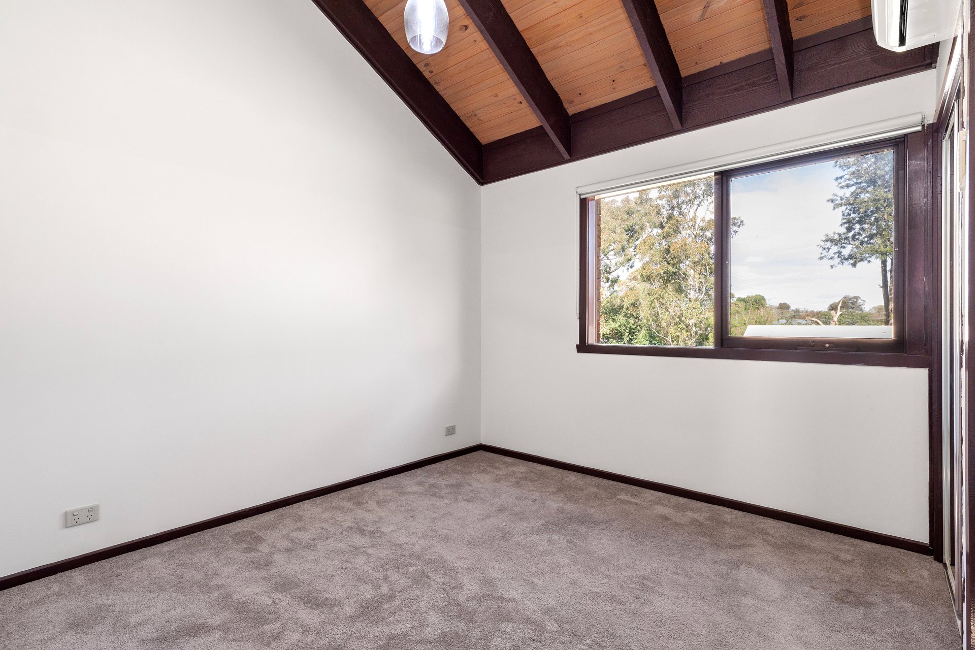 3/12 Emora Street, Croydon image 6