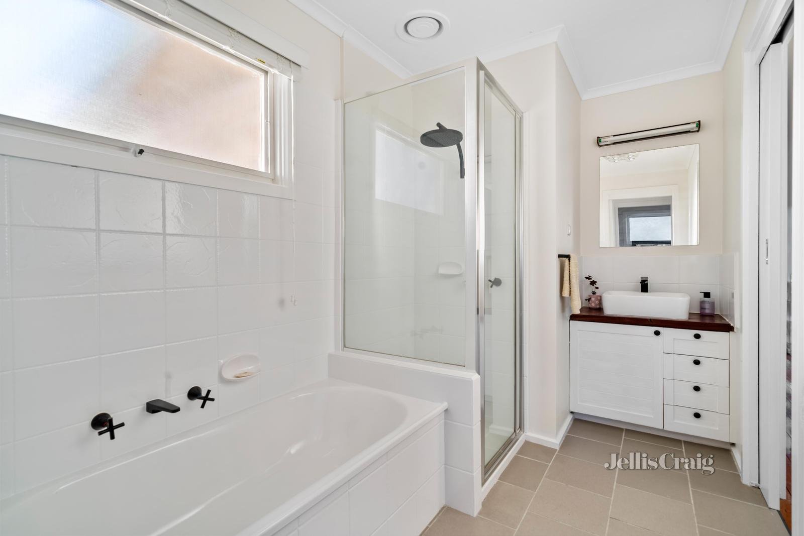 3/12 Finlayson Street, Rosanna image 11