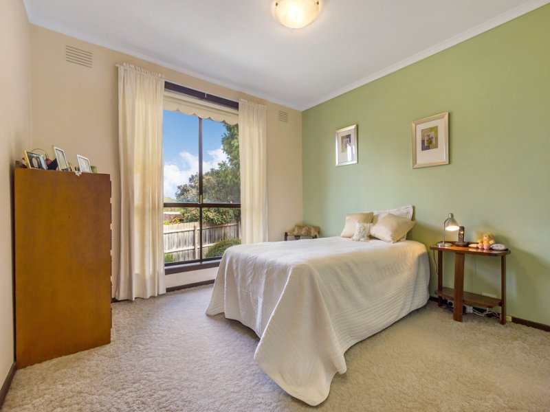 3/12 Florence Road, Surrey Hills image 4