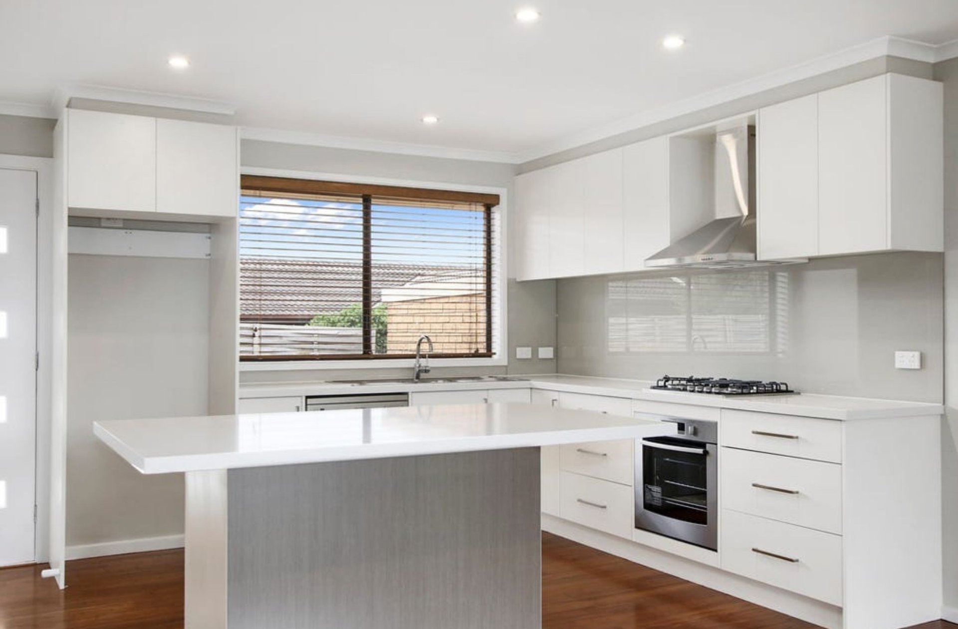 3/12 Gladstone Street, Lilydale image 6