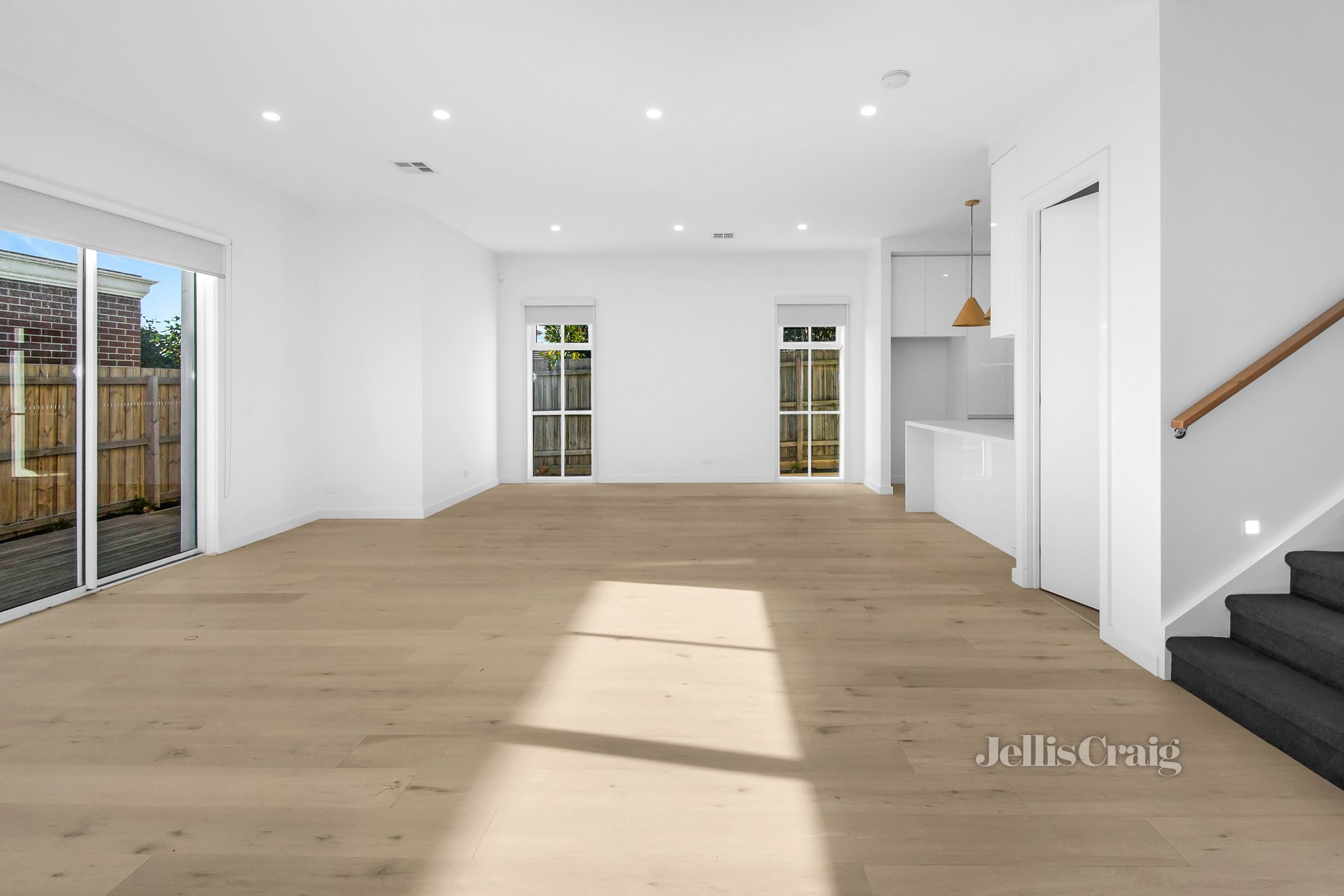 3/12 Greenwood Street, Burwood image 3