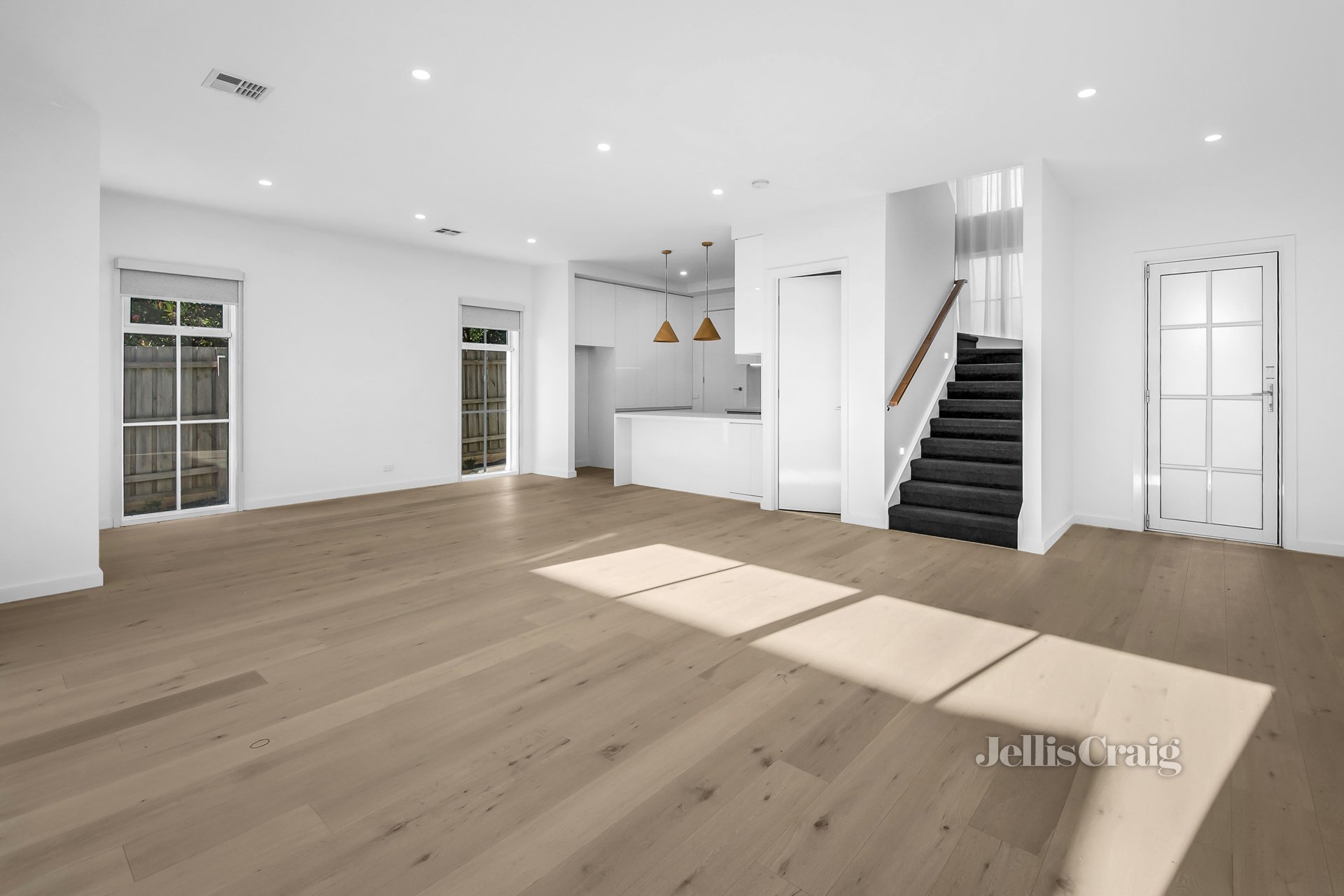 3/12 Greenwood Street, Burwood image 4