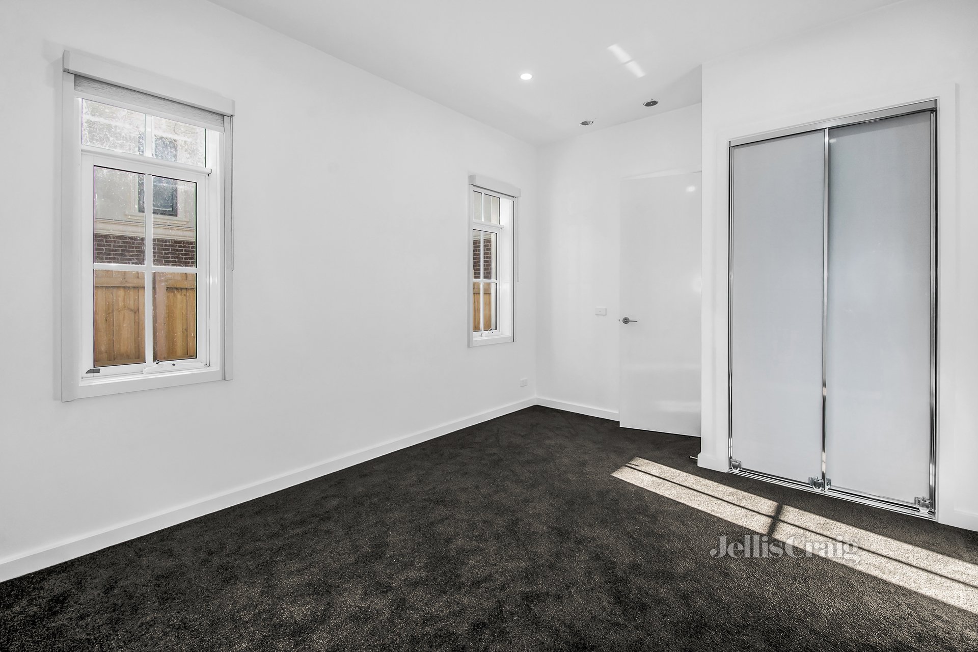 3/12 Greenwood Street, Burwood image 5
