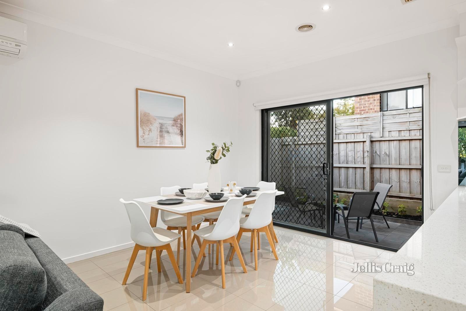 3/12 Moore Avenue, Croydon image 8