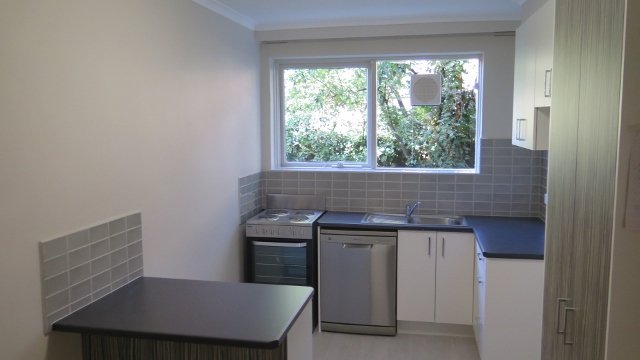 3 / 12 Roseberry Grove GLEN HUNTLY