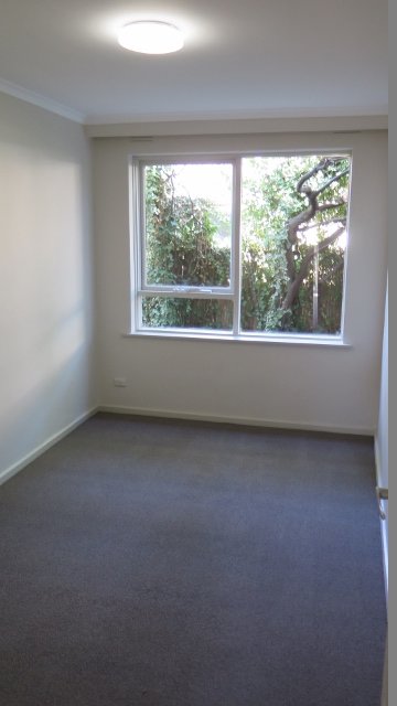 3 / 12 Roseberry Grove GLEN HUNTLY