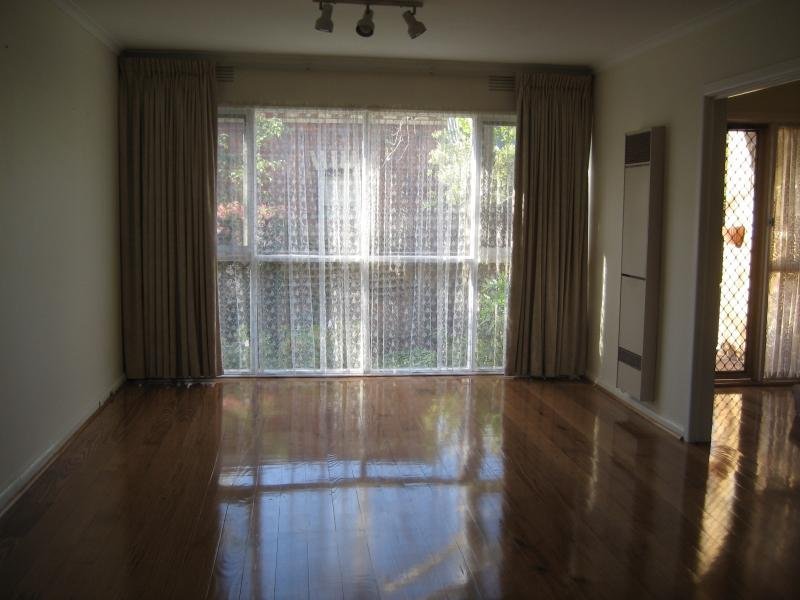 3/12 Wattle Valley Road, Canterbury image 2