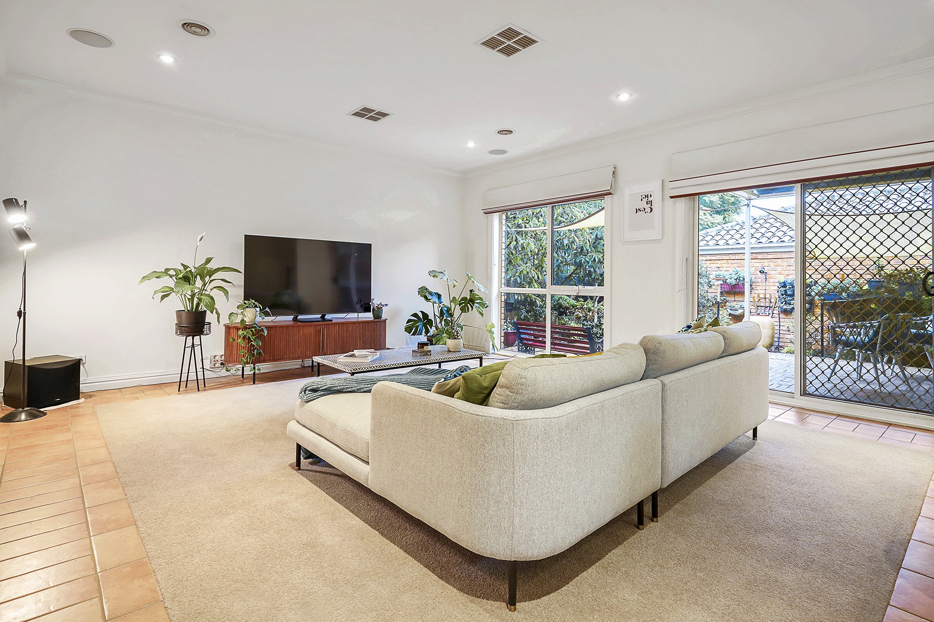 3/121 Park Road, Cheltenham image 1