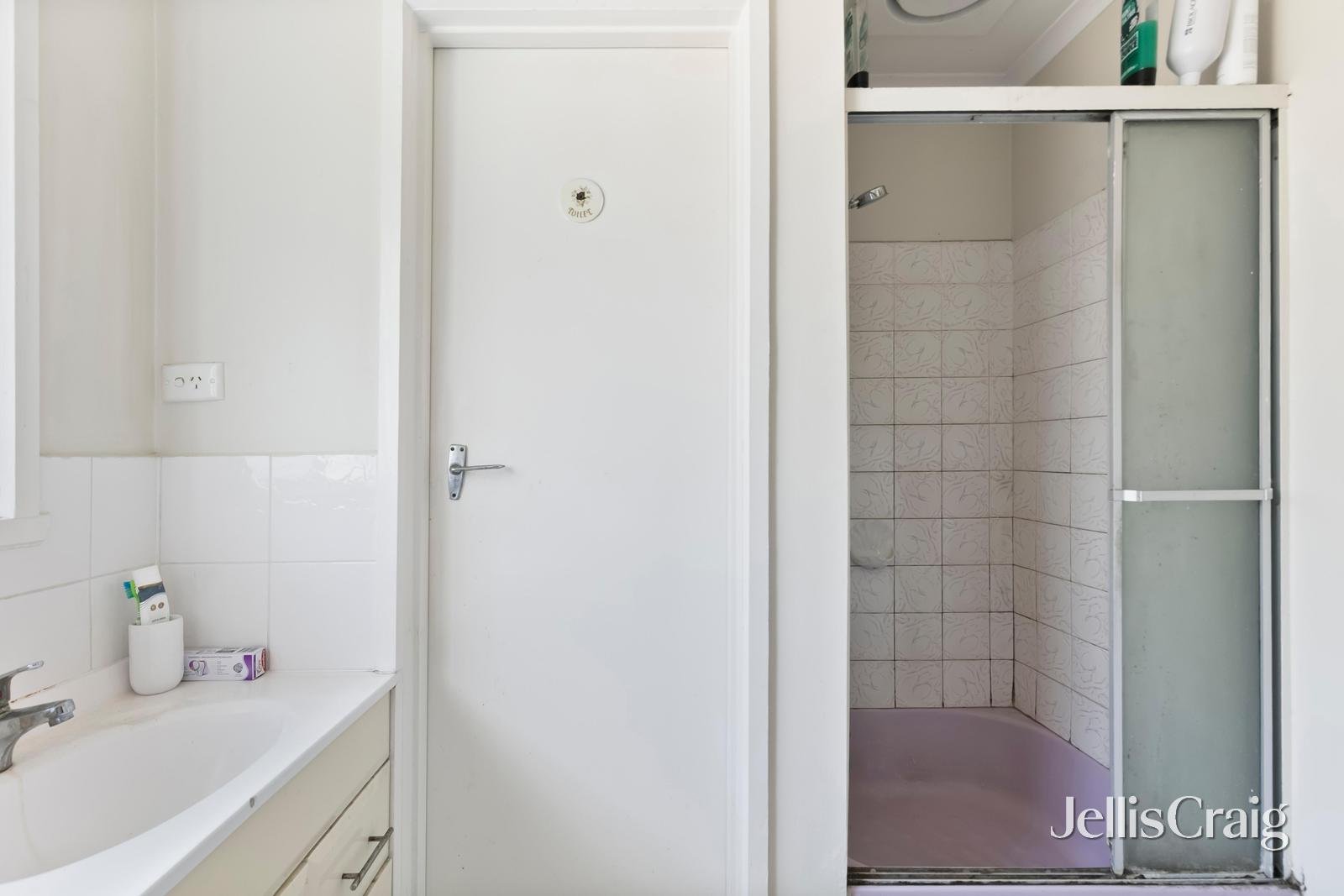 3/121 The Avenue, Spotswood image 4