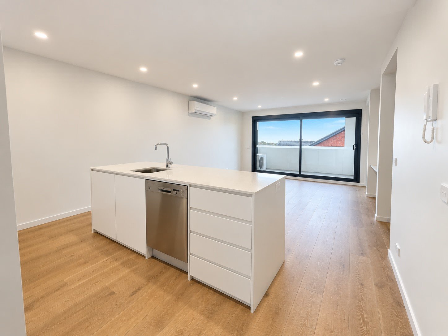 312/146 Bellerine Street, Geelong image 5