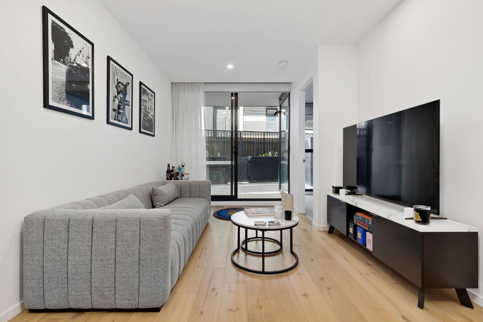 3/1242 Glen Huntly Road, Carnegie image 2