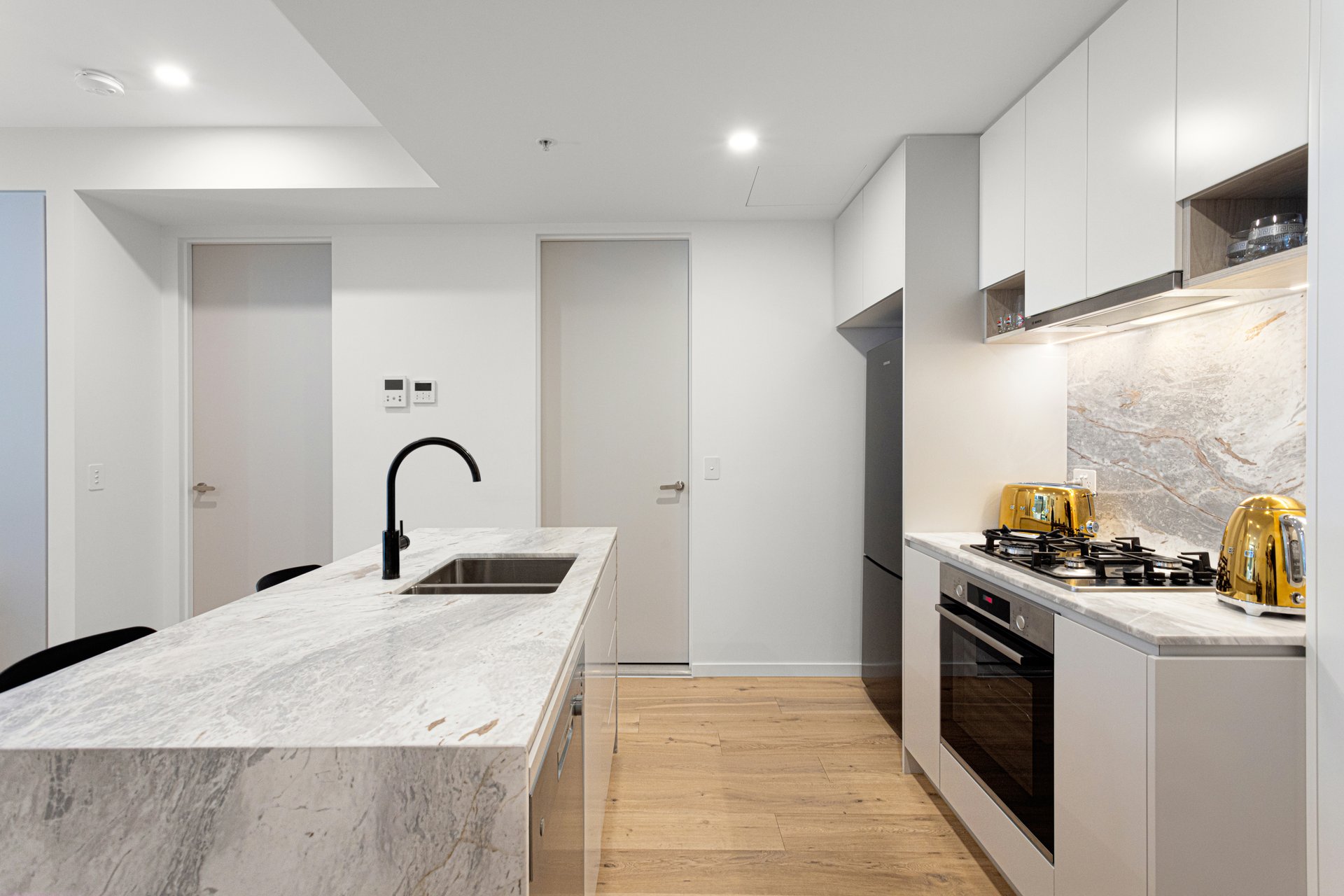 3/1242 Glen Huntly Road, Carnegie image 4