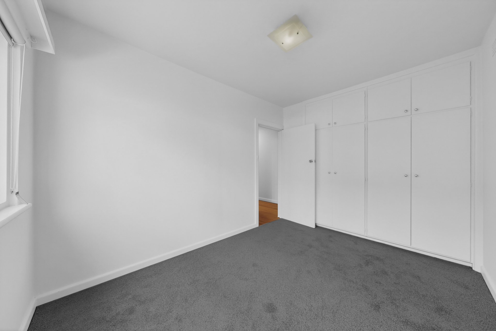 3/125 Glen Huntly Road, Elwood image 4