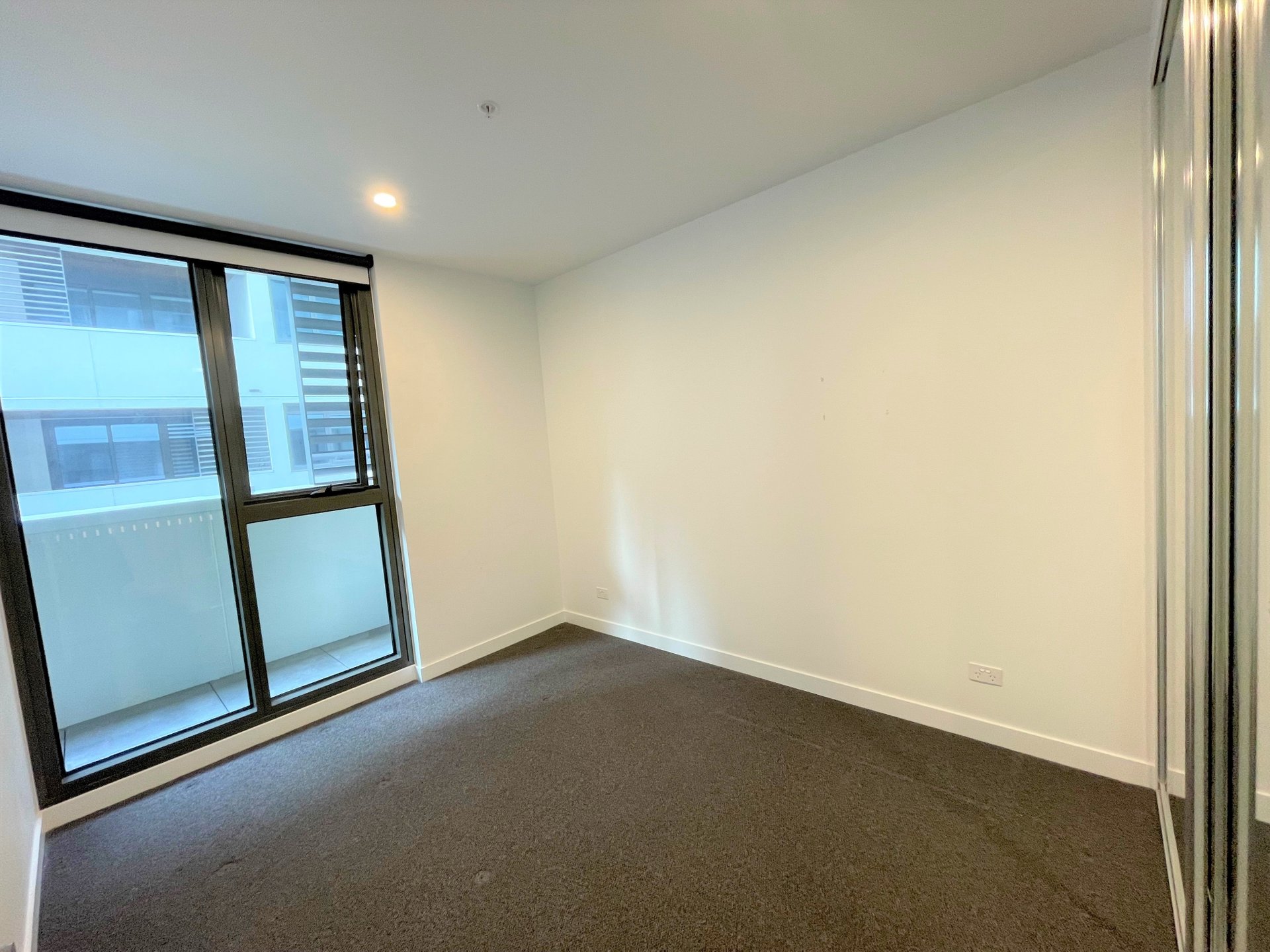 312/51-59 Thistlethwaite Street, South&nbsp;Melbourne image 4