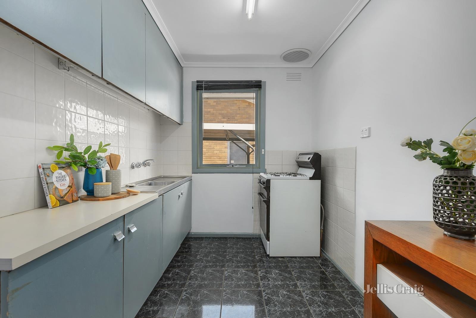 3/126 Heatherdale Road, Mitcham image 4