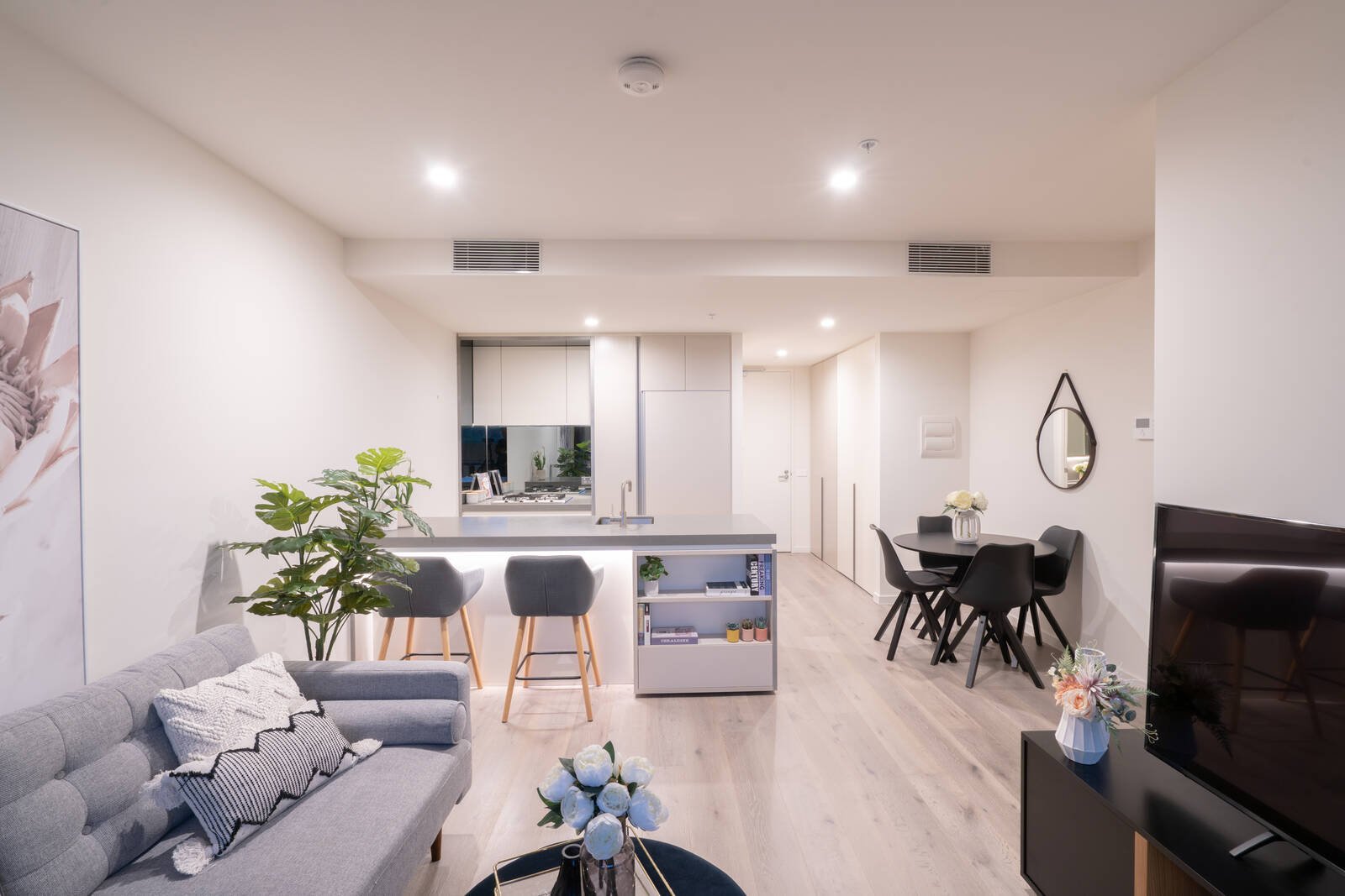 Property Gallery - Main Image