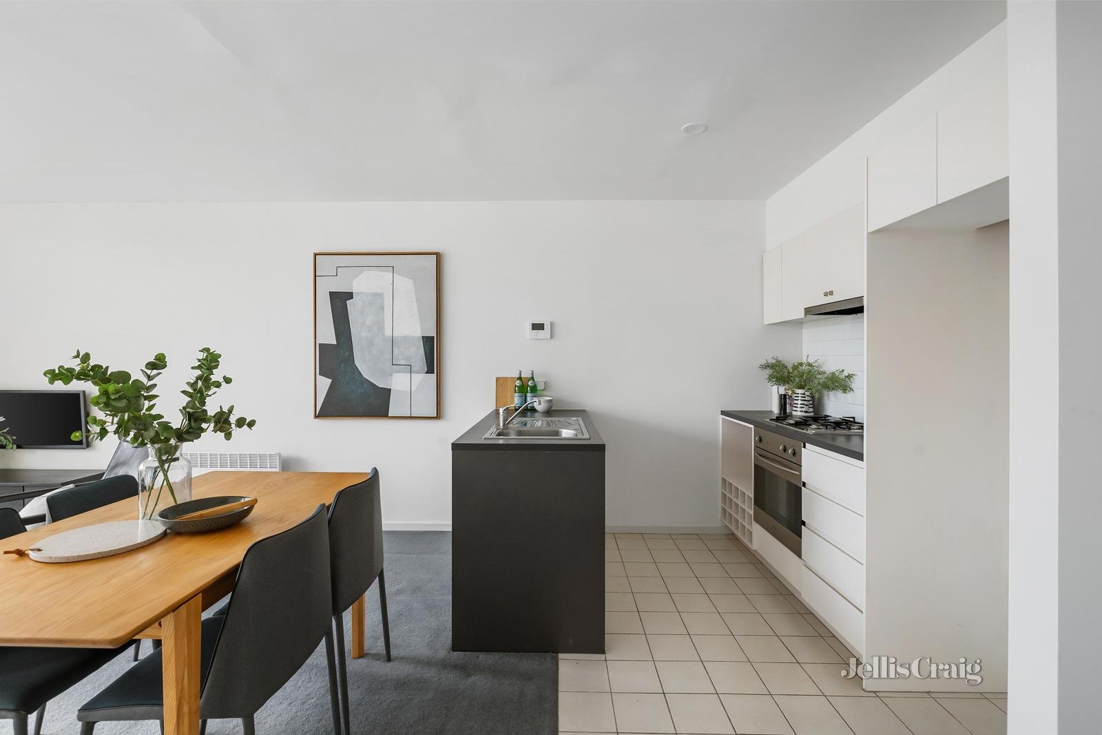 312/60 Speakmen Street, Kensington image 5