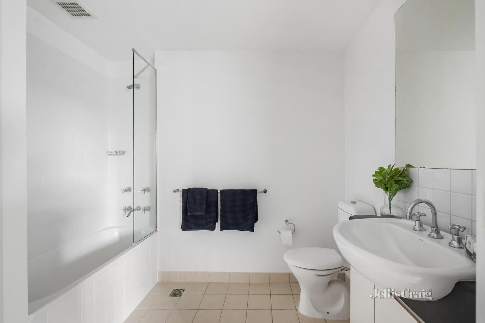 312/60 Speakmen Street, Kensington image 7